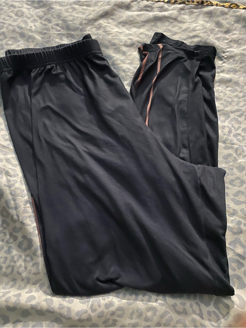 Women's Black Leggings with Pink Trim